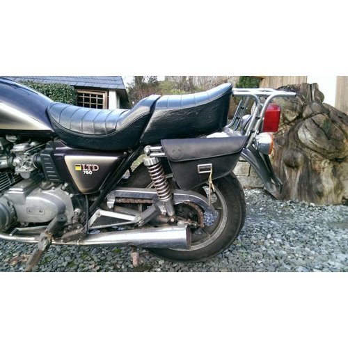 Zadeltas / scrambler tas Zwart