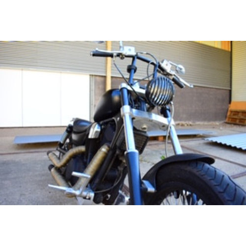 Suzuki intrus 1400 contre