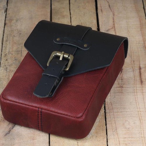 Trip Machine Tank Pouch Kirschrot