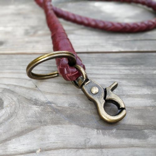 Trip Machine Gevlochten sleutelhanger -Cherry rood