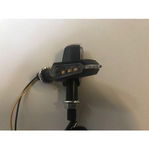 MCU LED Blinker Pointer