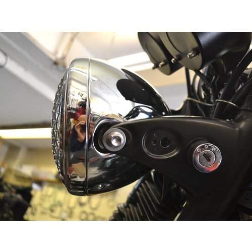 7"phare Scrambler Chrome Extra Large