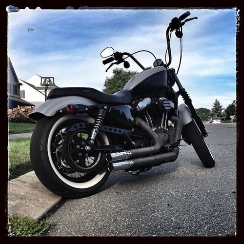 Burly 12" Guidon Age Hanger fin noir H-D 82-19