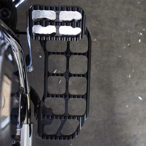 Joker Machine Repose-pieds "dentés" CNC (couleur au choix)