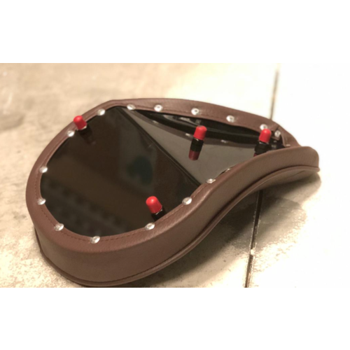 Fitzz Custom Small Solo seat bruin tuck and roll