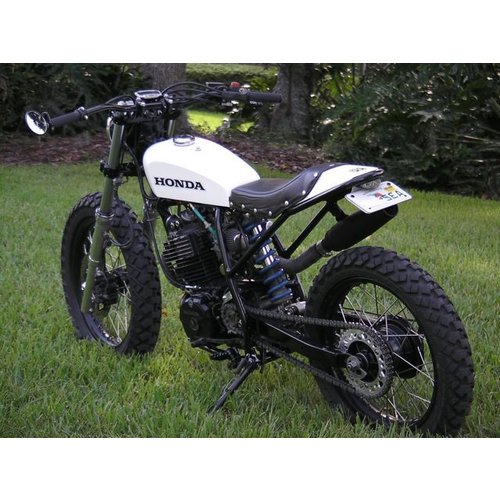 Guidon Tracker Noir 64CM Universel