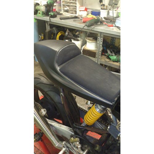 Neopreen 500x250x20MM Schuim voor zitje + Zelfklevende Laag