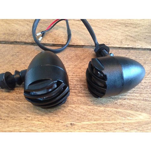 MCU Steampunk Schwarz Bullet Blinker