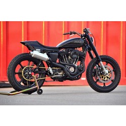 Street Tracker Seat + Extra Seat Panel