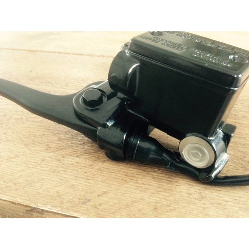 Handbremszylinder Bremspumpe 13MM Schwarz mit sensor