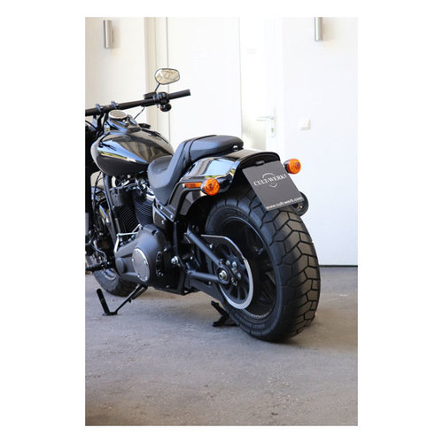 Cult-Werk Midden Kentekenplaathouder - Zwart 18-20 Softail