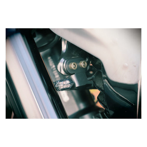 Cult-Werk Front Turn Signal Brackets TUV - Black 19-20 Softail