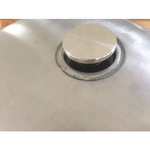 Teardrop Custom Tank mit Aufstelldeckel