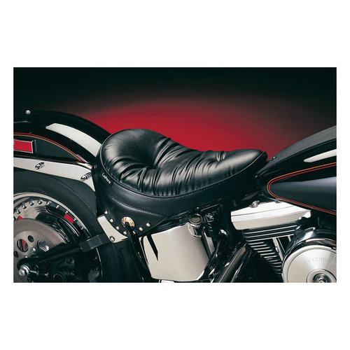 Le Pera Sanora solo seat - Regal Plush with skirt 08-17 Softail with 150mm tire