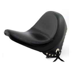 Monterey solo seat - Smooth with skirt 08-17 Softail (excl. FXS, FLS/S)