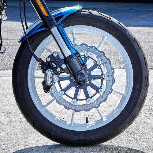 Rick's Motorcycles Clubstyle Remklauwadapters Zwart voor 108mm Radiaalremklauwen en 13" (330mm) Voorremschijven