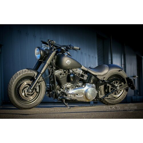 Rick's Motorcycles Seitenmontage Kennzeichenhalter Kit Kurz Schwarz - Mattschwarz Pulverbeschichteter Edelstahl, Verstellbare 180 x 200 mm Grundplatte für 18x20 cm Kennzeichen