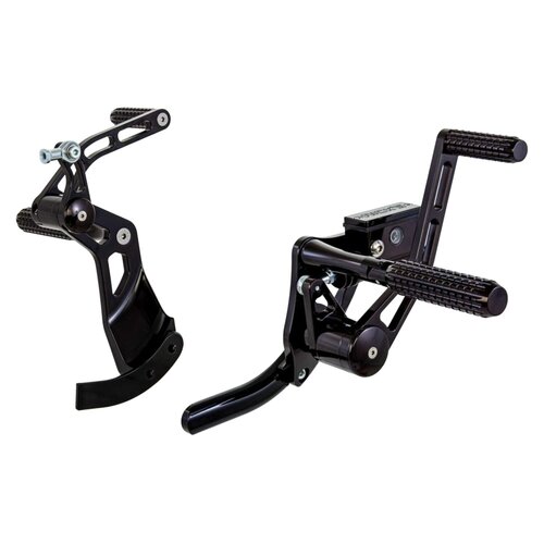 Rick's Motorcycles AK47 Forward Control Kit Standaard Zwart Geanodiseerd Gefreesd Aluminium