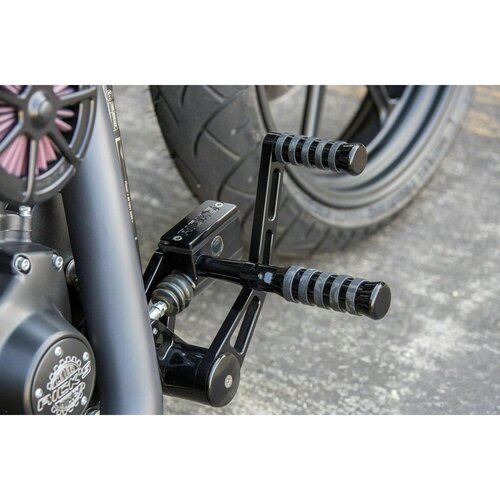 Rick's Motorcycles Forward Control Kit O-Ring Style +4" Verlängert Schwarz