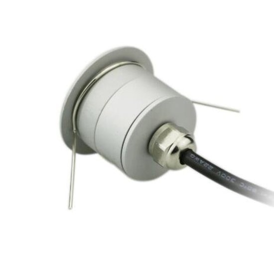 Pequeño foco empotrable LED 3W IP67 30° redondo