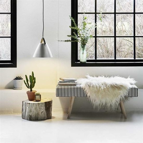 Skandinavische Lampe weiß, schwarz, beige 36 cm Ø