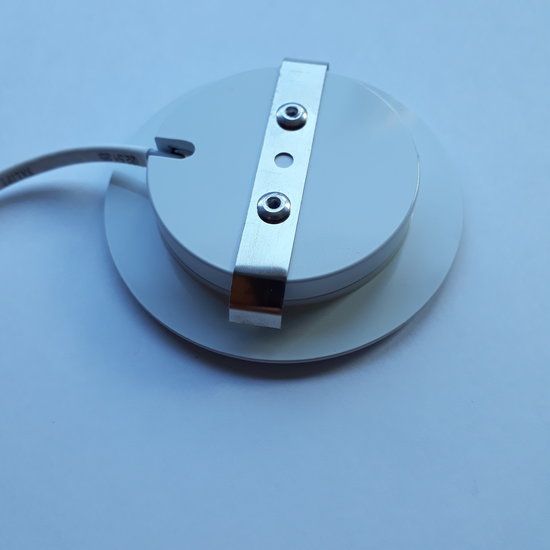 Petit spot encastré avec hauteur d'installation 11 mm, taille de trou 50 mm, taille extérieure 68 mm