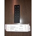 Dimmbarer Treiber 24 Volt DC bis zu 40 W an feuchten Orten mit möglichem Remote-Dimmer