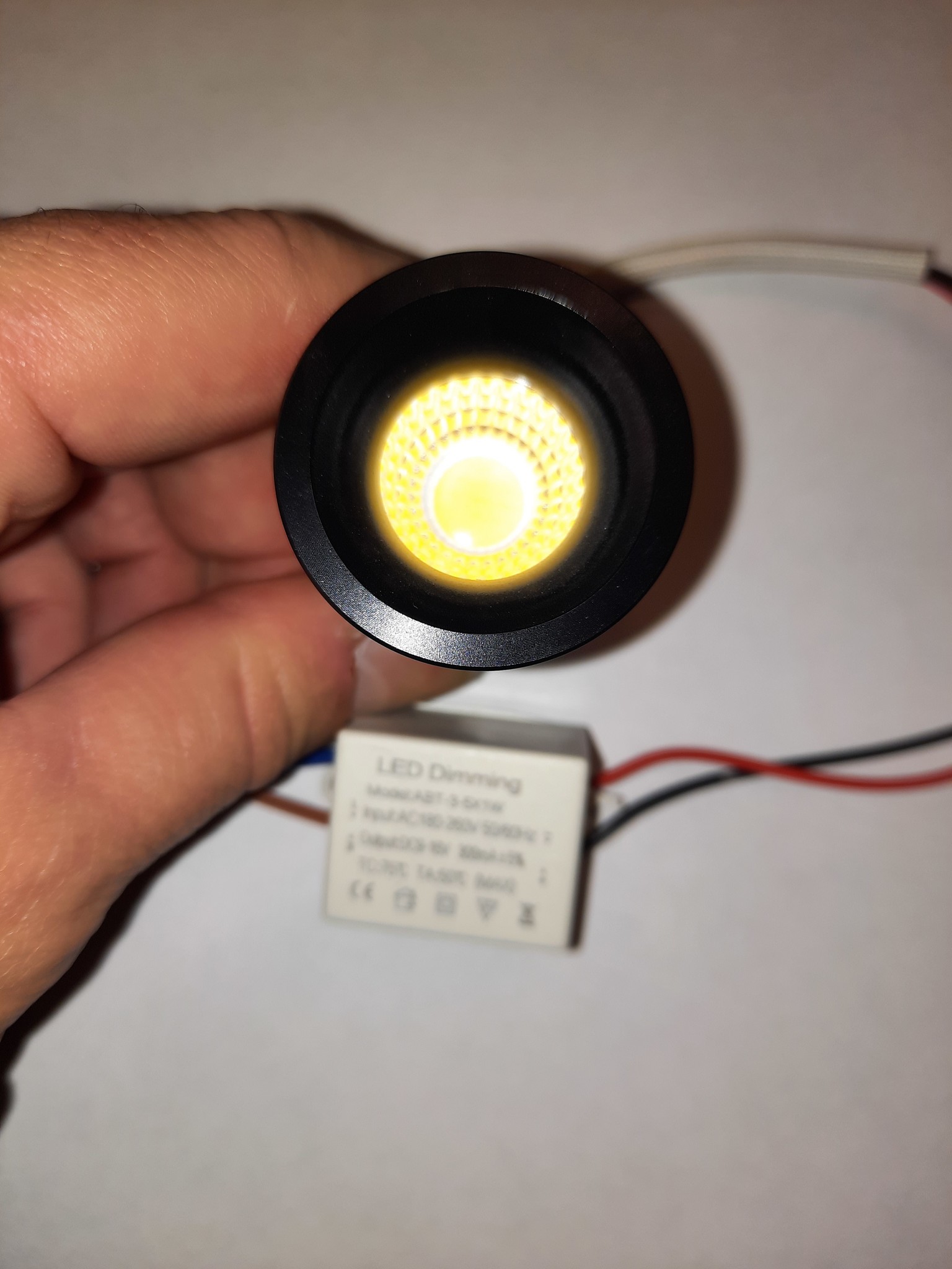 Petit spot LED encastrable 5W scie 30 mm