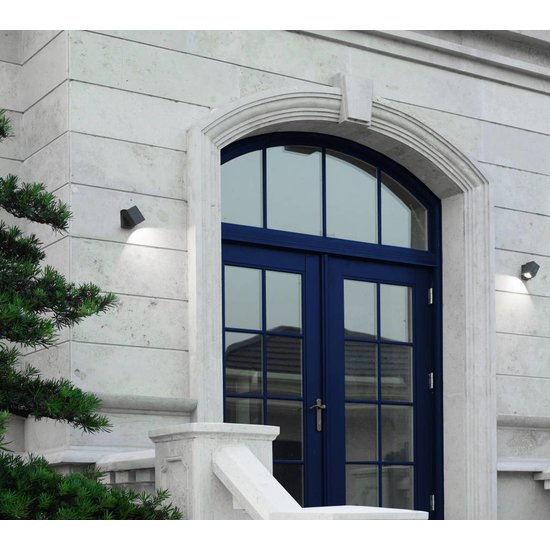 Applique murale exterieure noire LED 100mm haut 7W