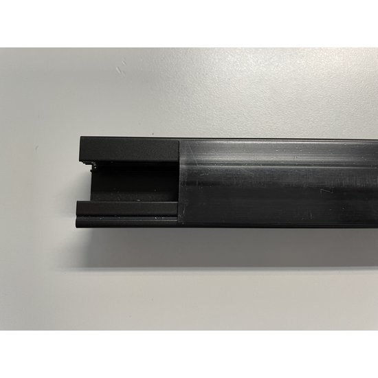 Profilé de finition à encastrer de 1m de long pour rail monophasé blanc ou noir