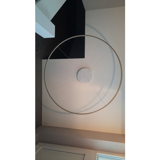 Fantasia ANNU LED ring pendant, white, diameter 120 cm, 64 W, 2240 lumens, 3000K warm white, dimmable