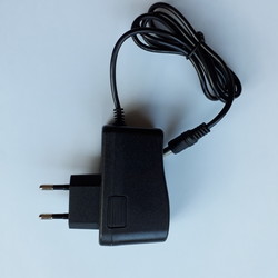 Driver LED 0-25W 12V dc con enchufe