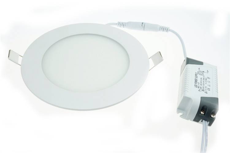 LED panel light 9W recessed 149mm diameter white