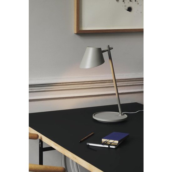 Table lamp in grey aluminium, height 47 cm, shade Ø14.5 cm, incl. dimmable 14.5W LED module, IP20, grey textile cable 180 cm