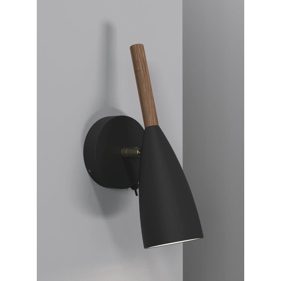 Verstelbare wandlamp in zwart metaal met houten details, GU10-fitting (excl. lichtbron), hoogte 26 cm, kabel 180 cm, dimbaar met dimbare lamp, IP20