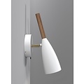 Verstelbare cilindrische wandlamp in wit metaal met houten detail, GU10 fitting max. 8W, dimbaar
