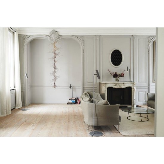 Lámpara de pie de elegancia escandinava, delgada y orientable - gris