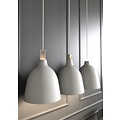 Lámpara colgante Ø29 cm con pantalla de metal y detalle en madera, casquillo E27 máx. 60W, regulable con bombilla compatible