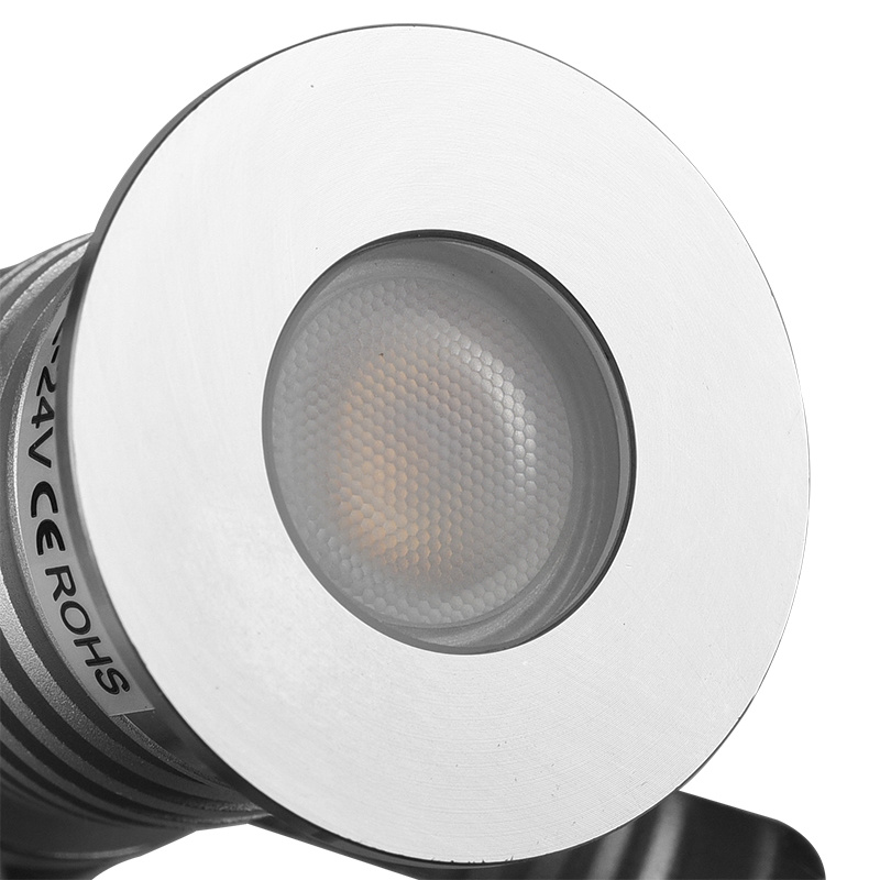 Petit Spot LED encastrable 1W diamètre 50mm H80mm IP67 Multicolore