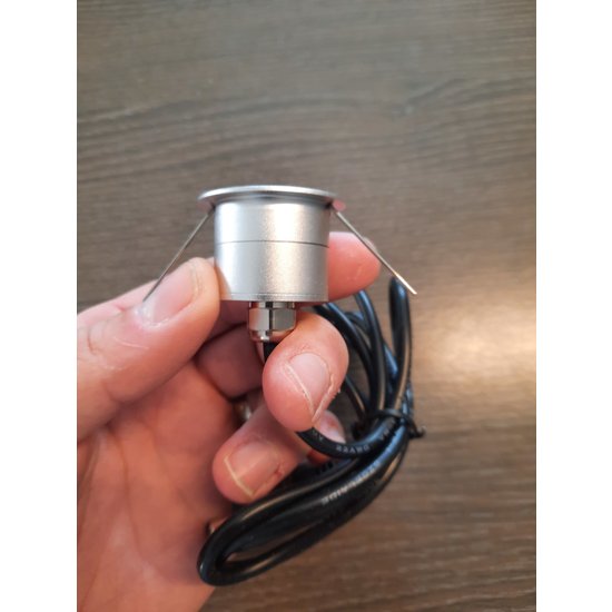 Kleiner Einbaustrahler IP67, Durchmesser 35 mm, IP67 10 bis 30 V, schmaler Winkel 30°
