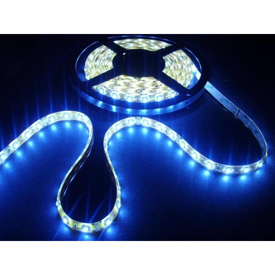 Ruban LED interieur 5m 72W 60 leds/m 24V IP20