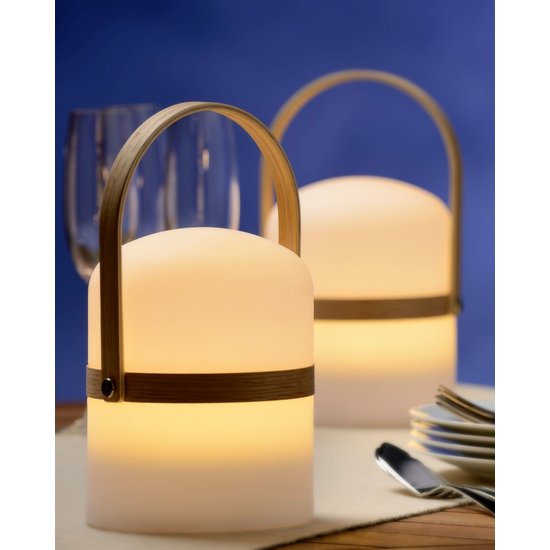 Handliche Frühlings- und Sommer-Außentischlampe in Weiß mit Naturholz