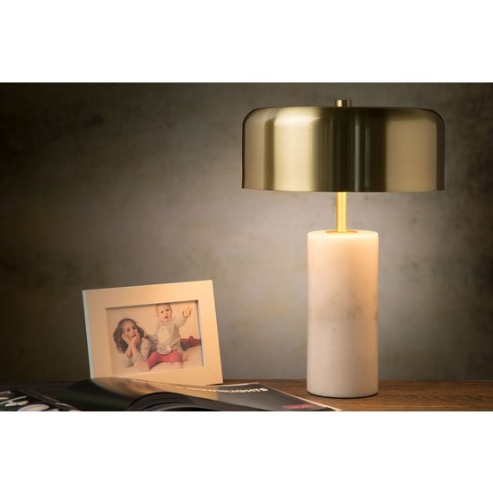 Witmarmeren tafellampje met messing belvormige kap 3xG9