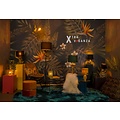 Lampe sur pied noire avec abat-jour noir et singe grimpeur E27