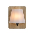 Helle Wandlampe aus Holz E14 mit weißem Schirm