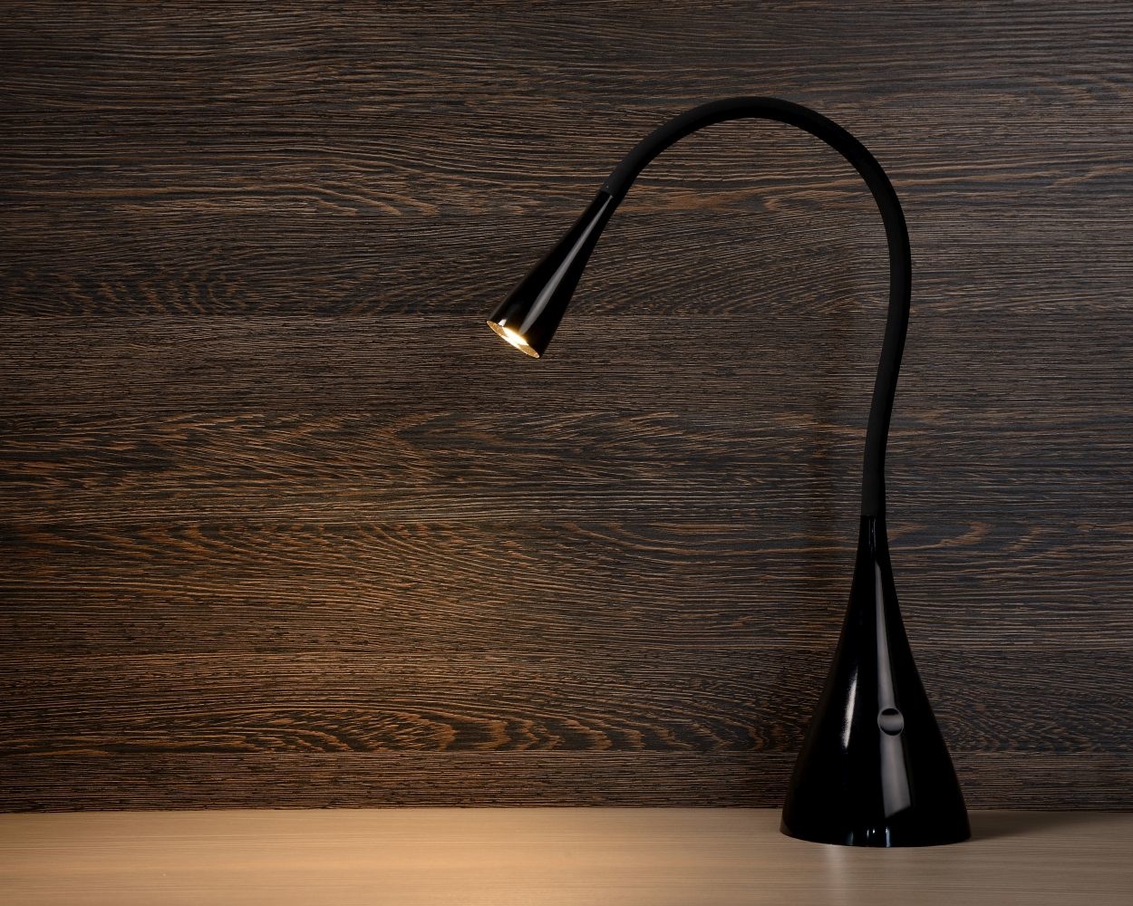 Lampe de bureau Trooper LED 4W 3000K avec intensité réglable et structure  flexible - Noir