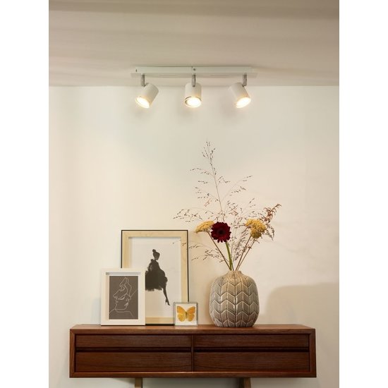 Eng drehbarer weißer Deckenstrahler LED DIM GU10 5W 3000K