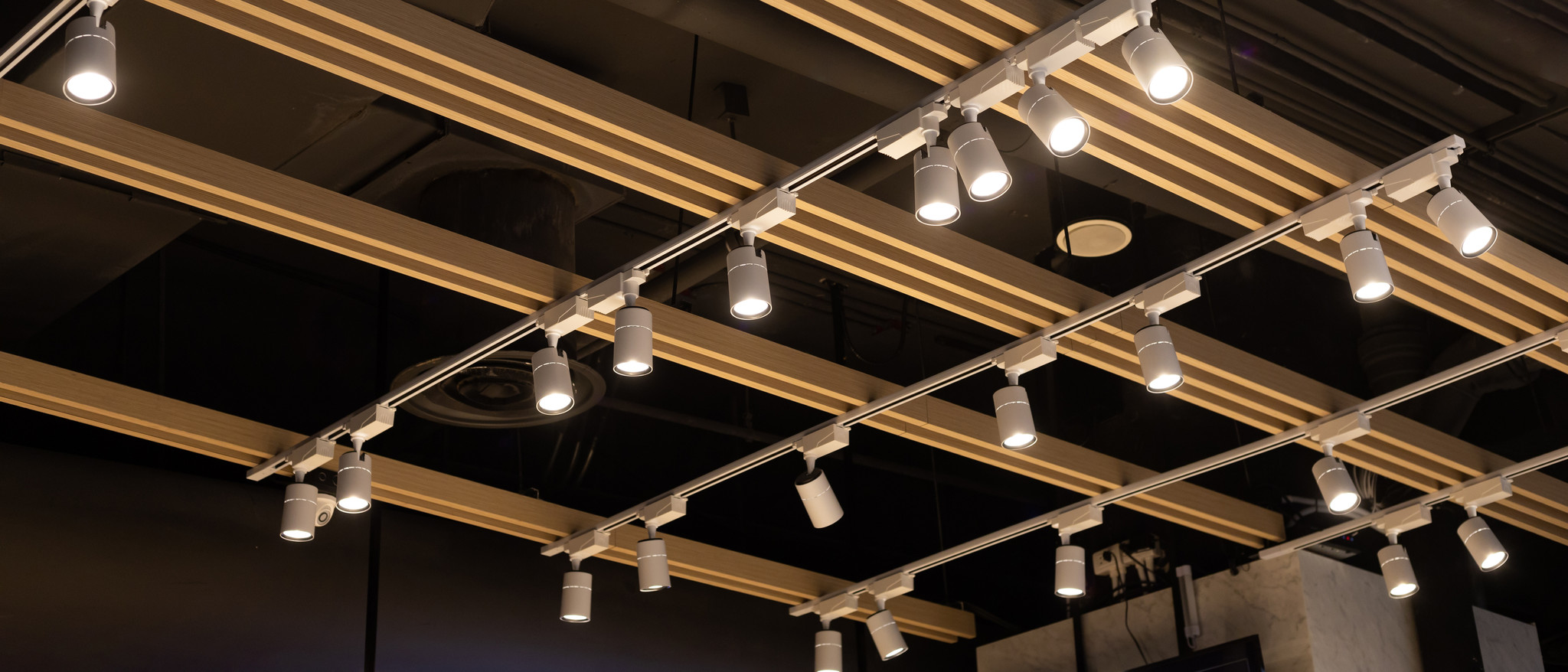 Rails pour Spots LED - Eclairage pour Magasins