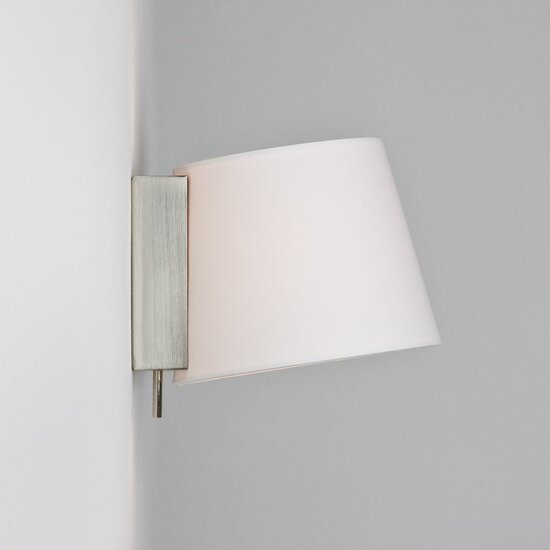 Chroom wandlamp E14 met witte kap