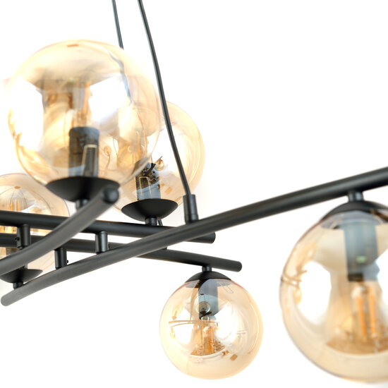 Grande suspension noire élégante avec 8 boules en verre de couleur ambre E14